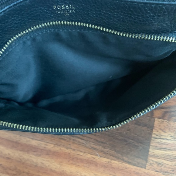 Fossil Erin Top Zip CrossBody Bag Black Pebbled Genuine Leather Messenger - Picture 4 of 5